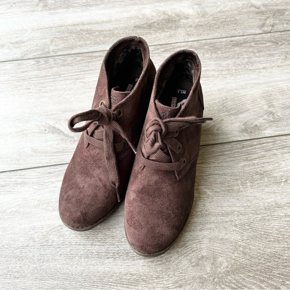 Skechers Women Bobs Tumble Weed Ghost Town Chukka Boots in Brown - Picture 1 of 13